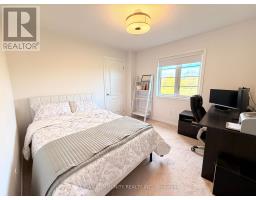 2557 Bandsman Crescent, Oshawa, ON L1L0M2 Photo 22