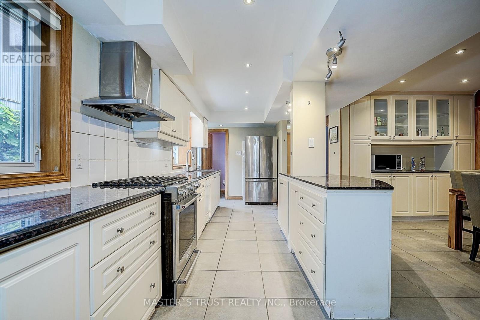 183 BIRKDALE ROAD - Image 35