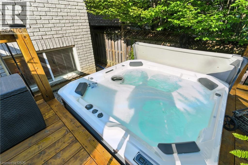 27 SOUTHWOOD Crescent - 40