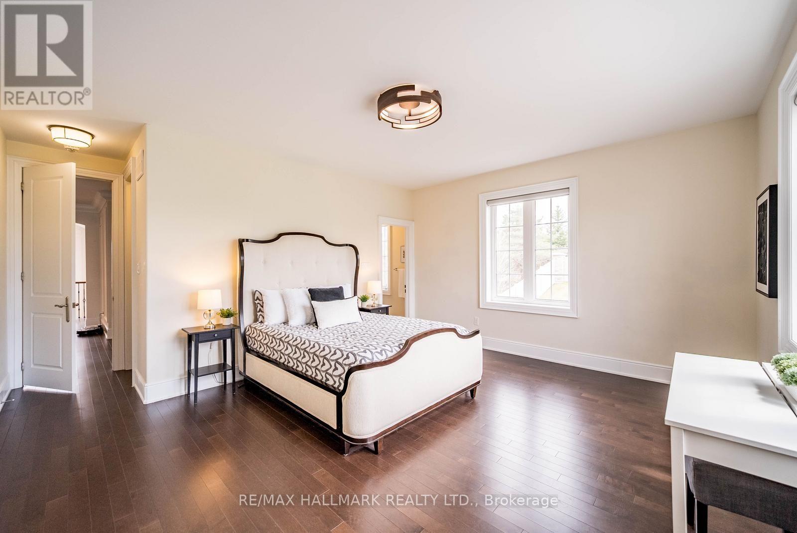 37 COUNTRY CLUB CRESCENT - Image 30