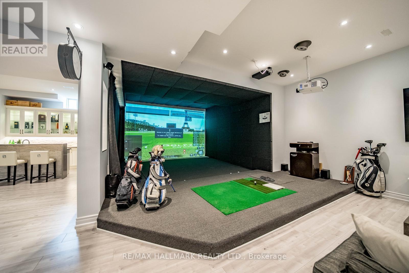 37 COUNTRY CLUB CRESCENT - Image 42