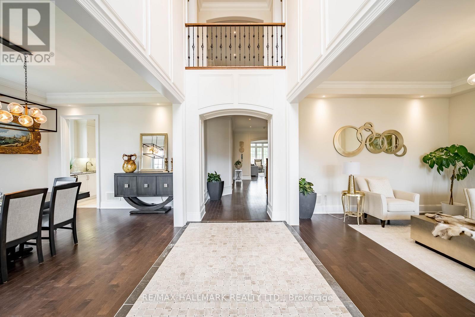 37 COUNTRY CLUB CRESCENT - Image 5