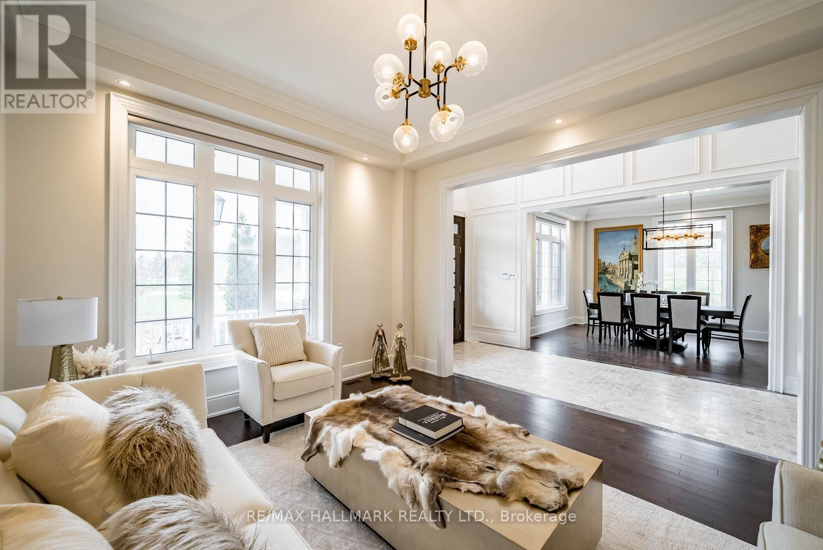 37 COUNTRY CLUB CRESCENT - Image 8