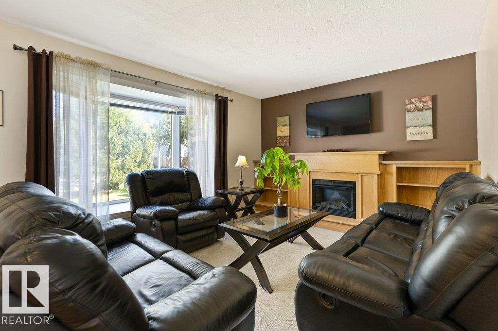 37 DEERBOURNE DR - 7
