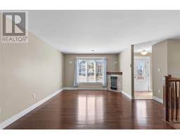 31 Erica Avenue thumbnail 5