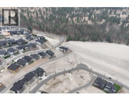 1116 Antler Drive, Penticton, BC V2A0J8 Photo 14