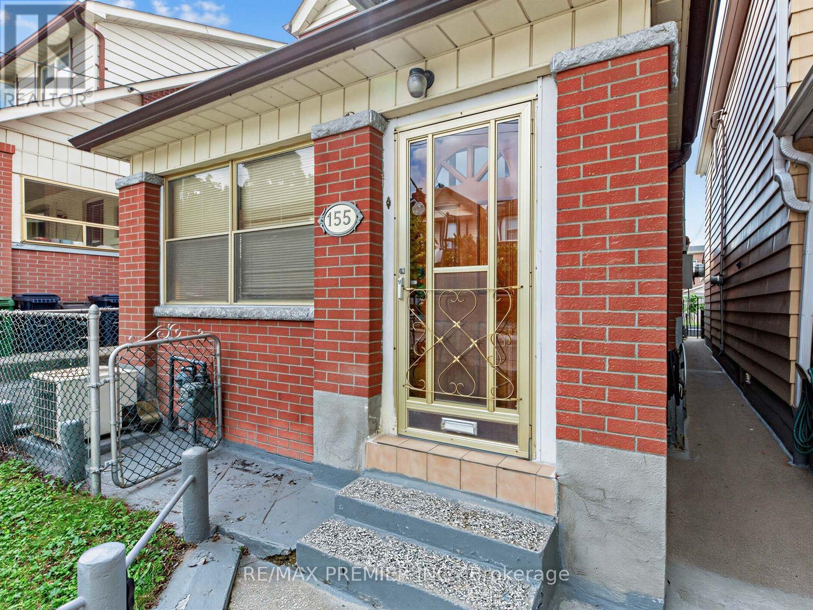155 ASCOT AVENUE - 3