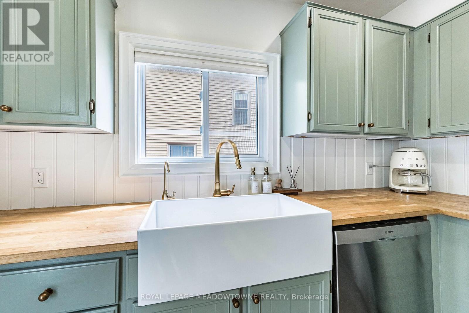 520 PINEVIEW GARDENS, Shelburne — photo 9