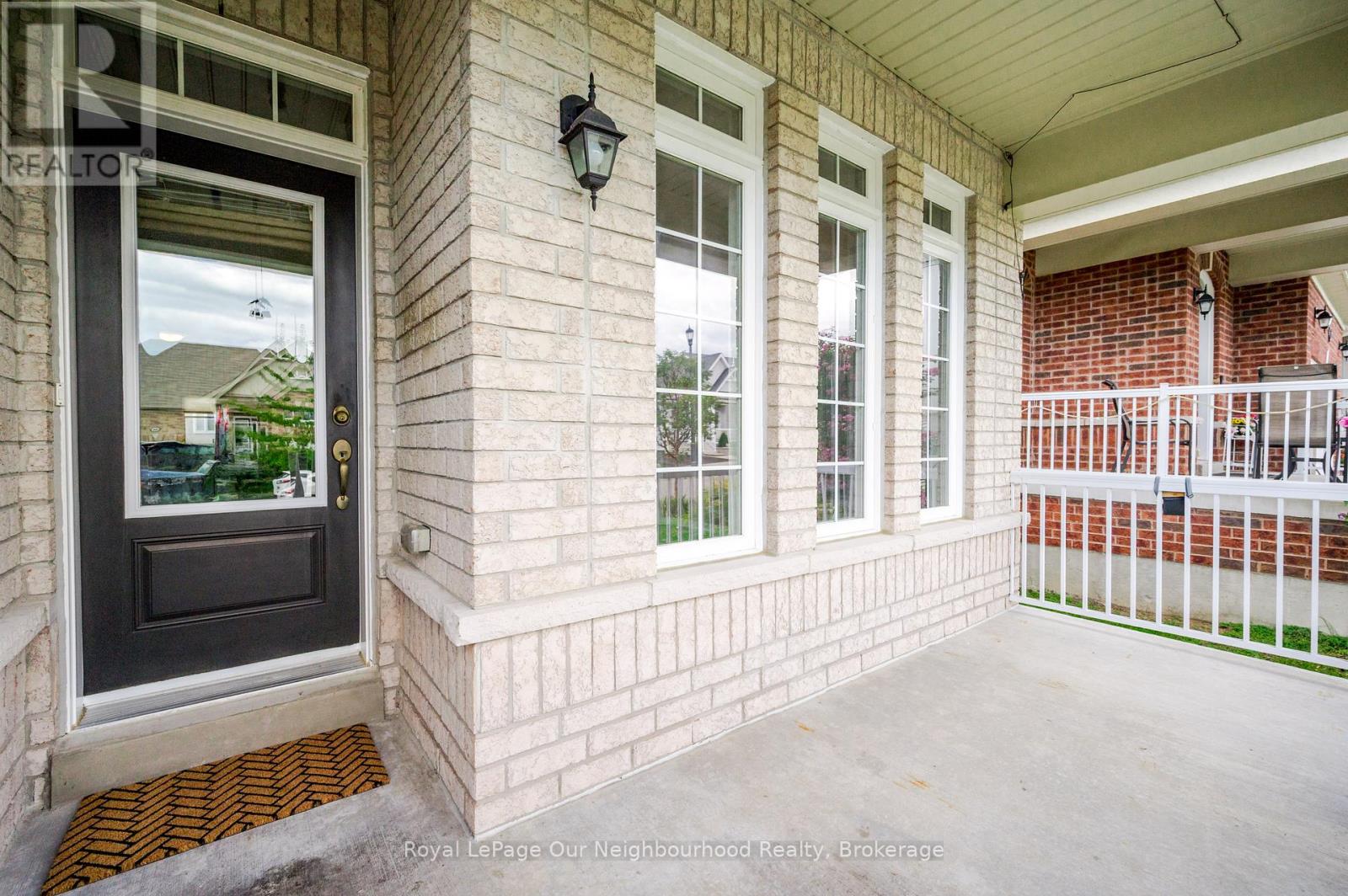 #Upper 661 Robinson Drive, Cobourg, Ontario, K9A0J4, Cobourg, Ontario — photo 2 of 5