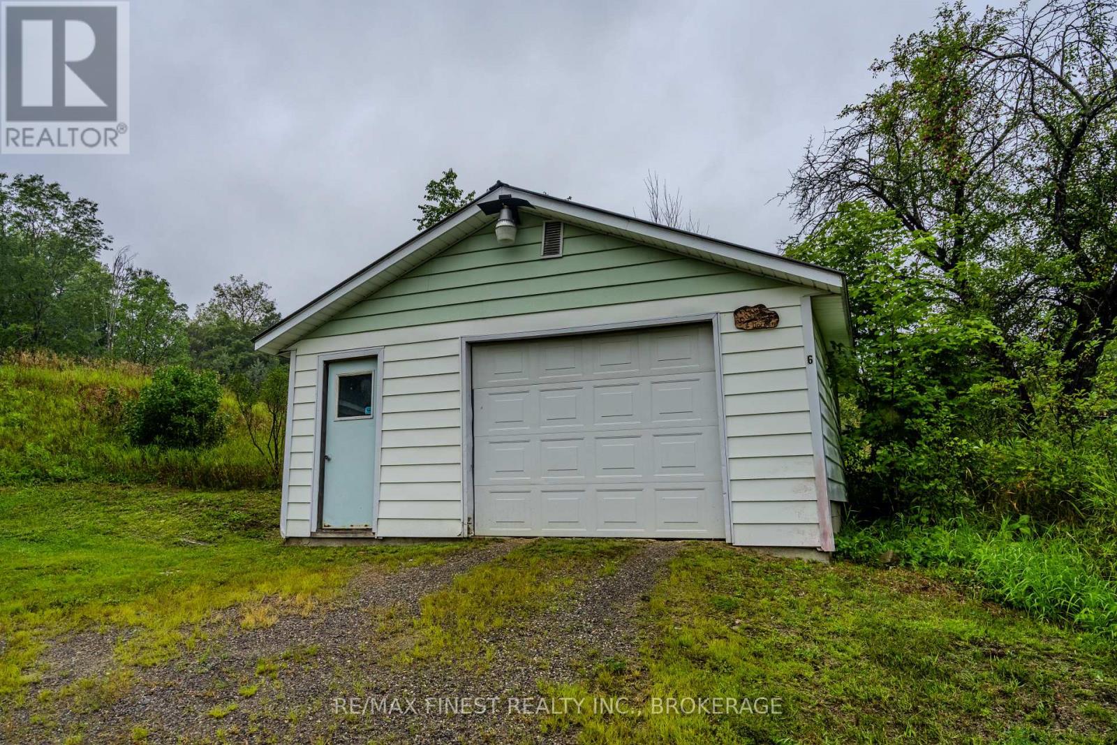 1177 Mountain Road, Frontenac (Frontenac North), Ontario, K0H2M0, Frontenac (Frontenac North), Ontario — photo 2 of 5