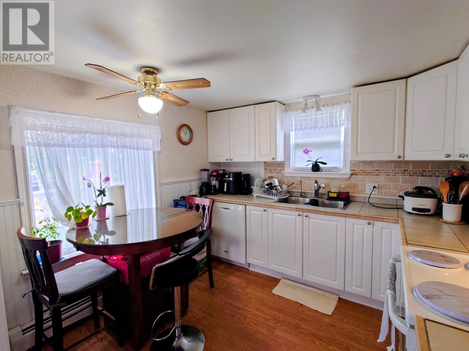 102 Brockville Street - Image 9