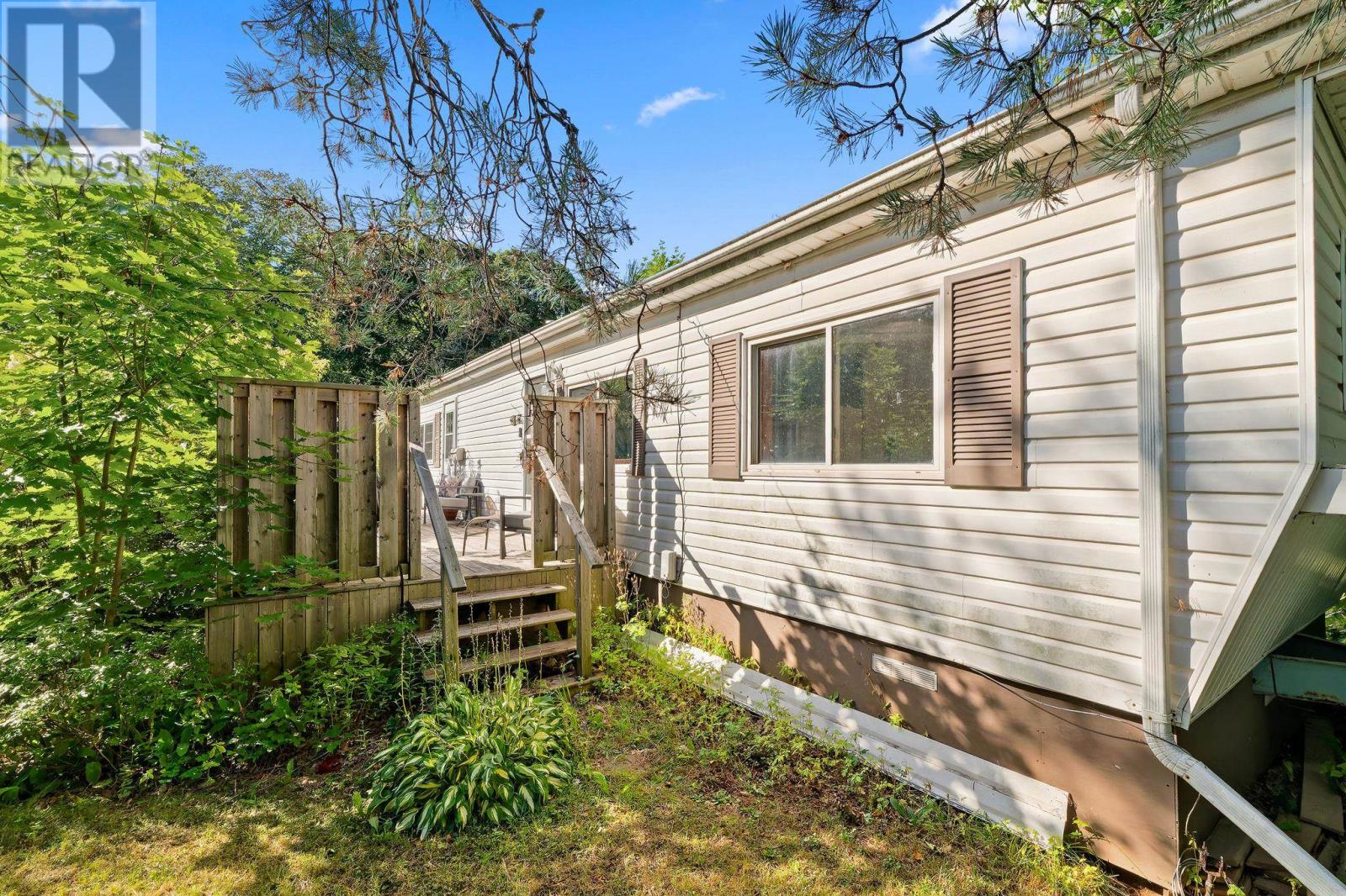 7 Oakwood Crescent - 17