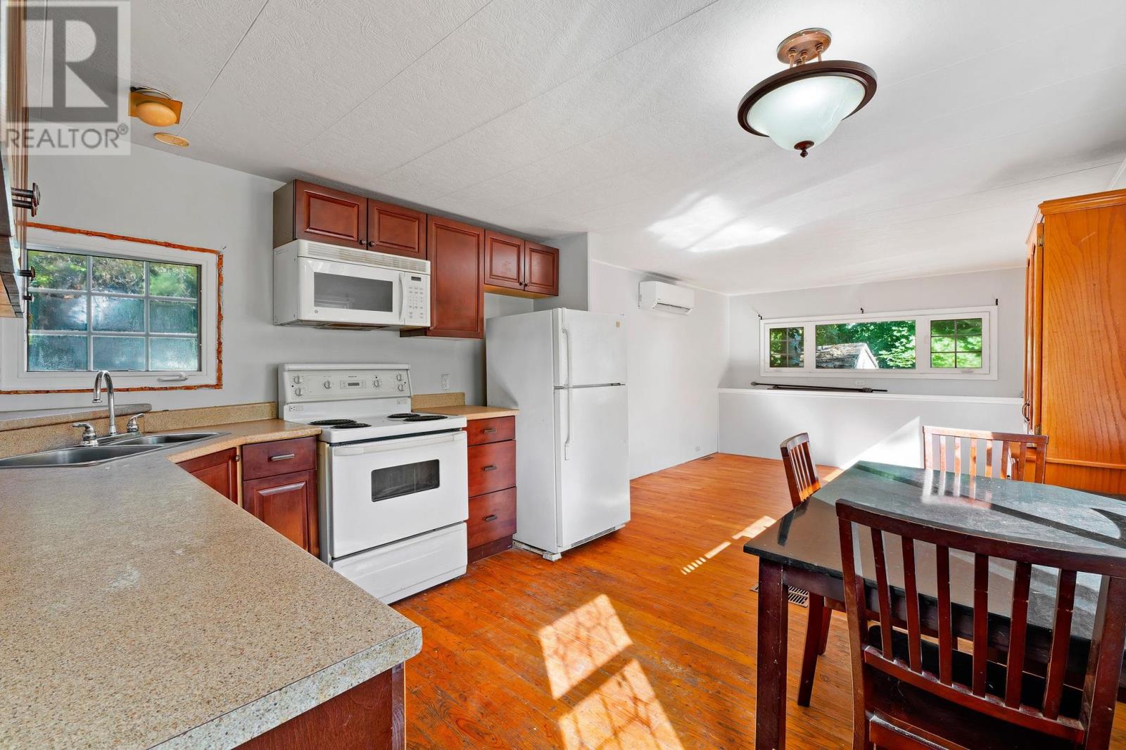 7 Oakwood Crescent - 8