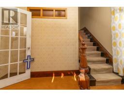 48 Albert Street, Yarmouth, NS B5A3N6 Photo 21