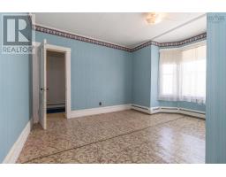 48 Albert Street, Yarmouth, NS B5A3N6 Photo 23