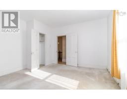 48 Albert Street, Yarmouth, NS B5A3N6 Photo 31