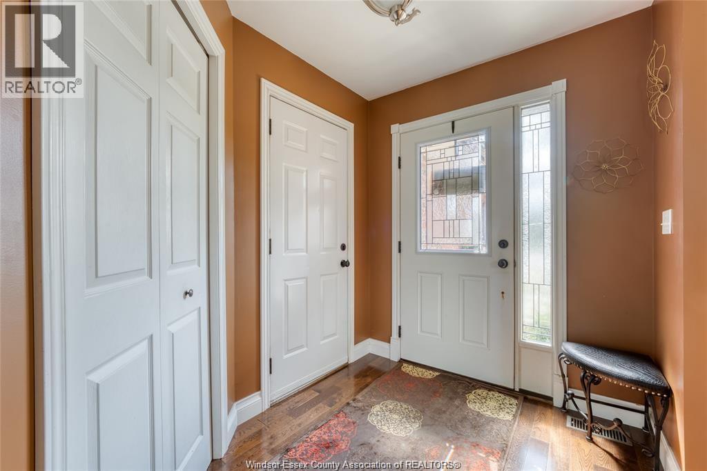 113 BEACH COURT - 17