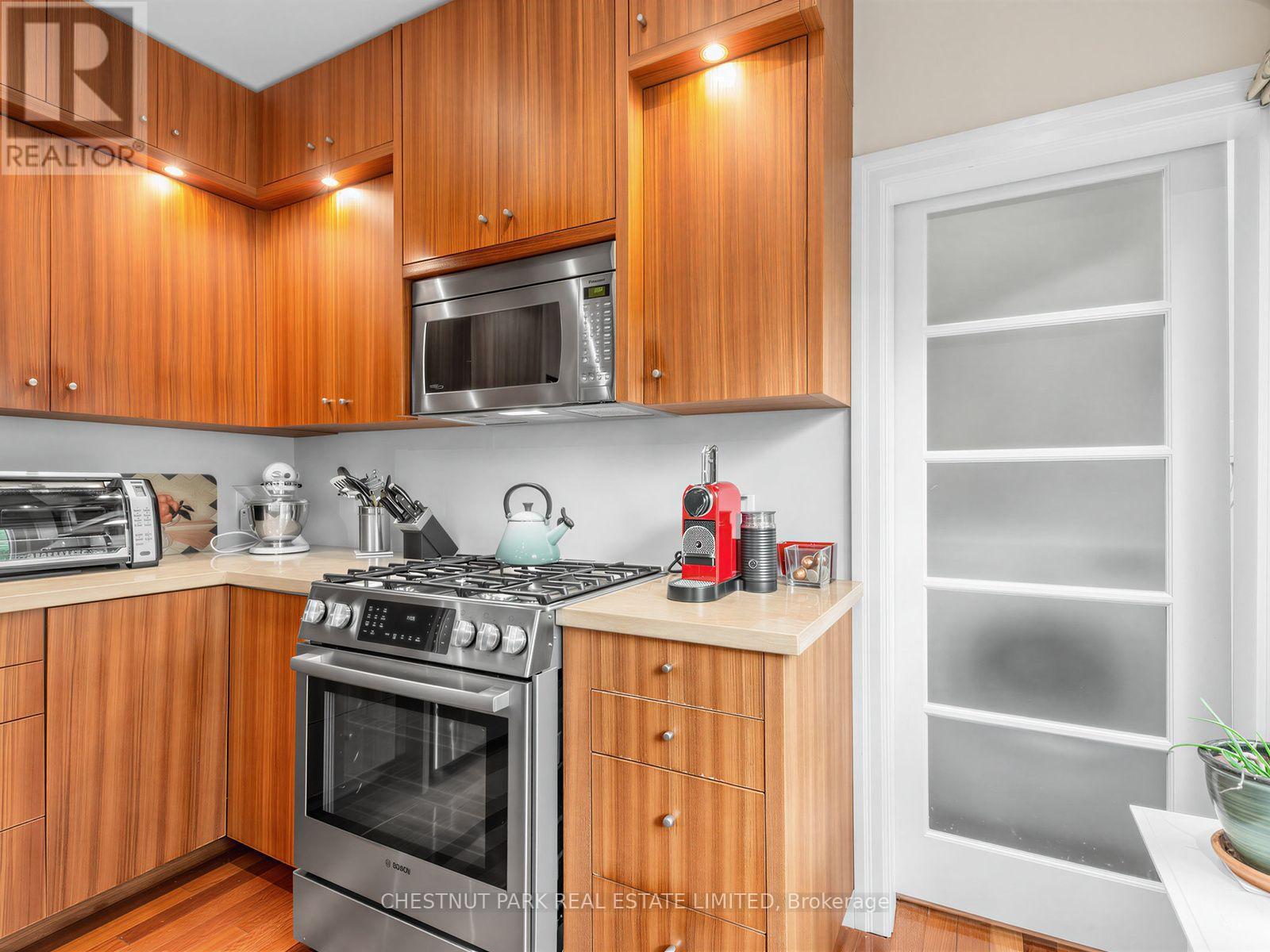 28 CLIFTON ROAD - Image 14