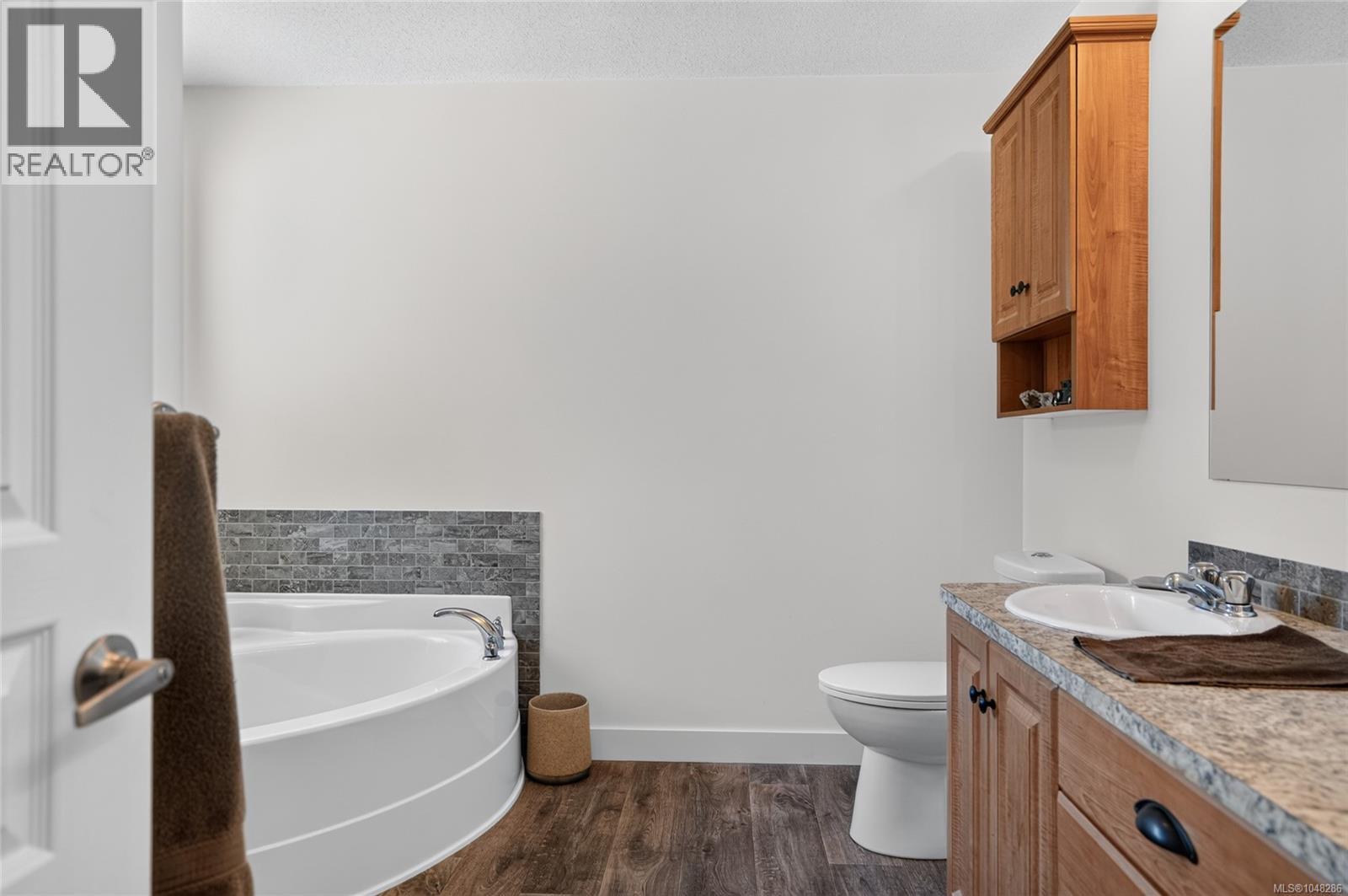 6353 Beaver Creek Rd - 67