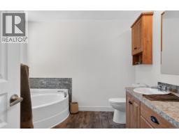 6353 Beaver Creek Rd, Port Alberni, BC V9Y8L3 Photo 67