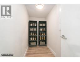 813 1088 Richards Street, Vancouver, BC V6B0J8 Photo 9