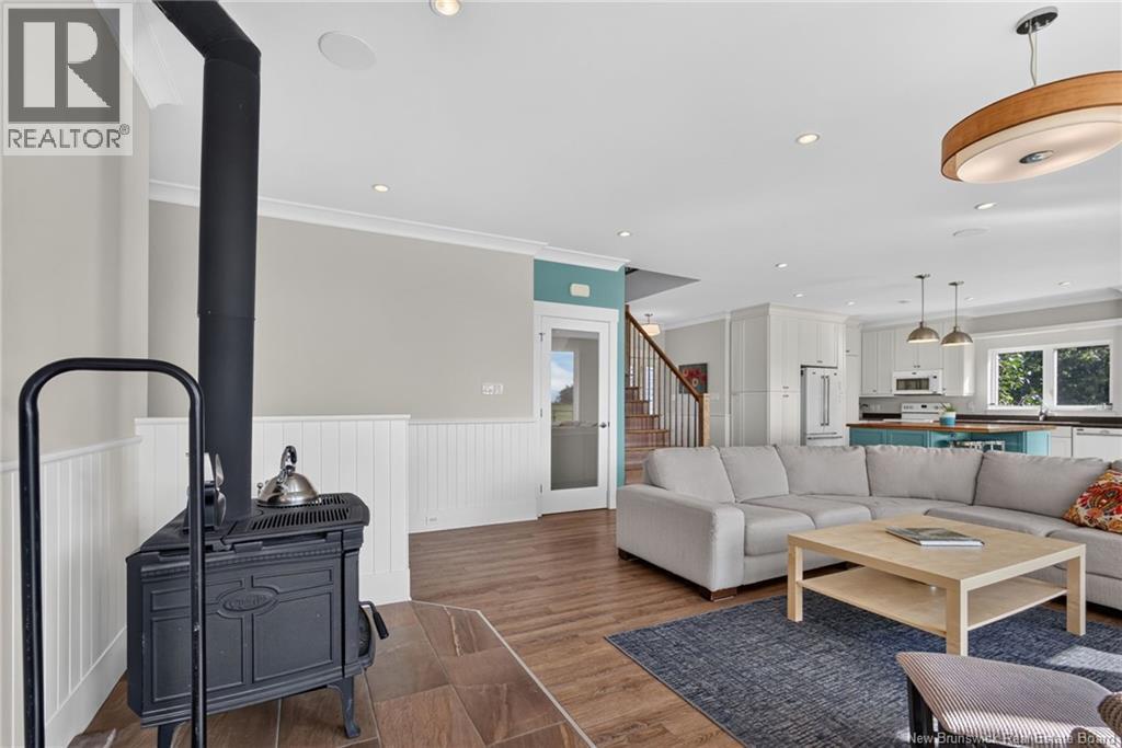 32 Gary Road - 16