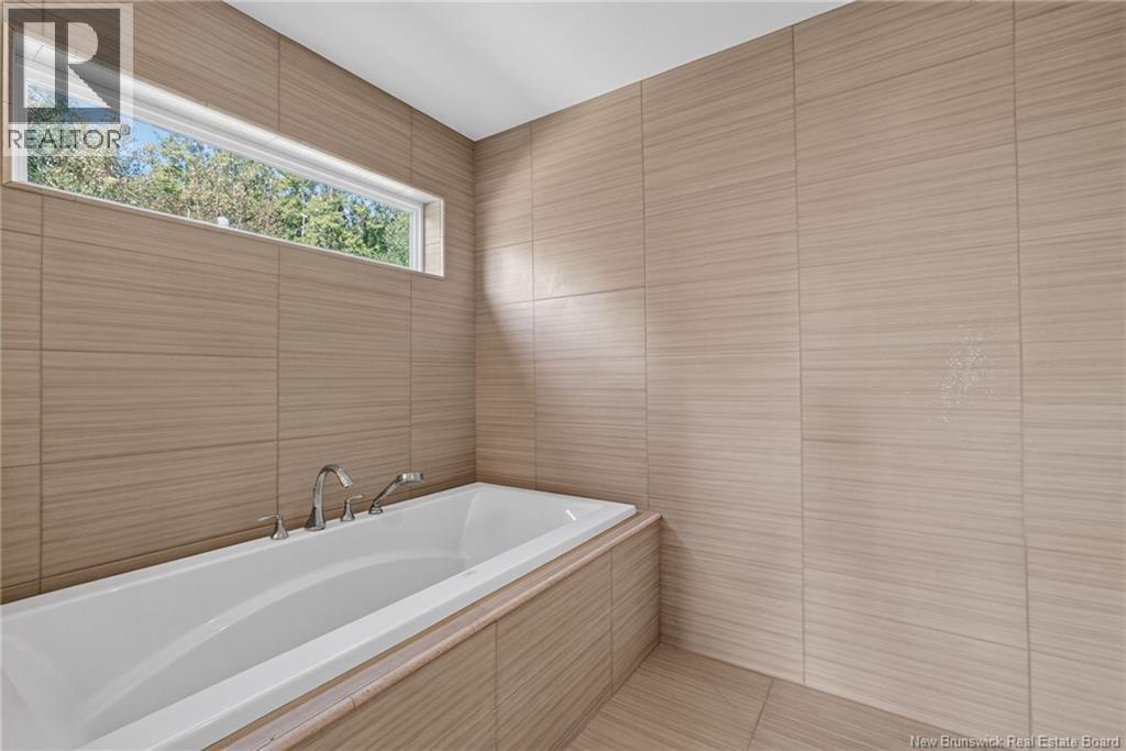 32 Gary Road - Image 27