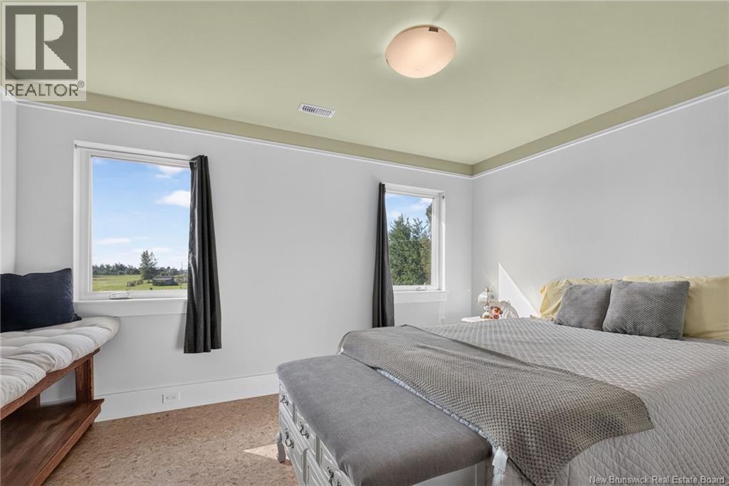 32 Gary Road - 31
