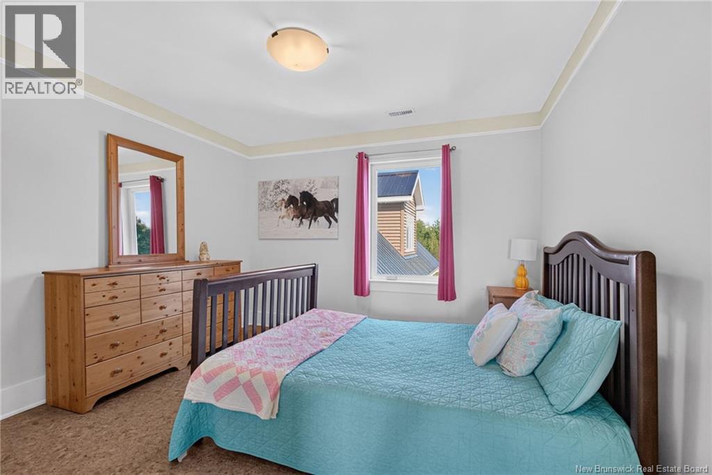 32 Gary Road - Image 32