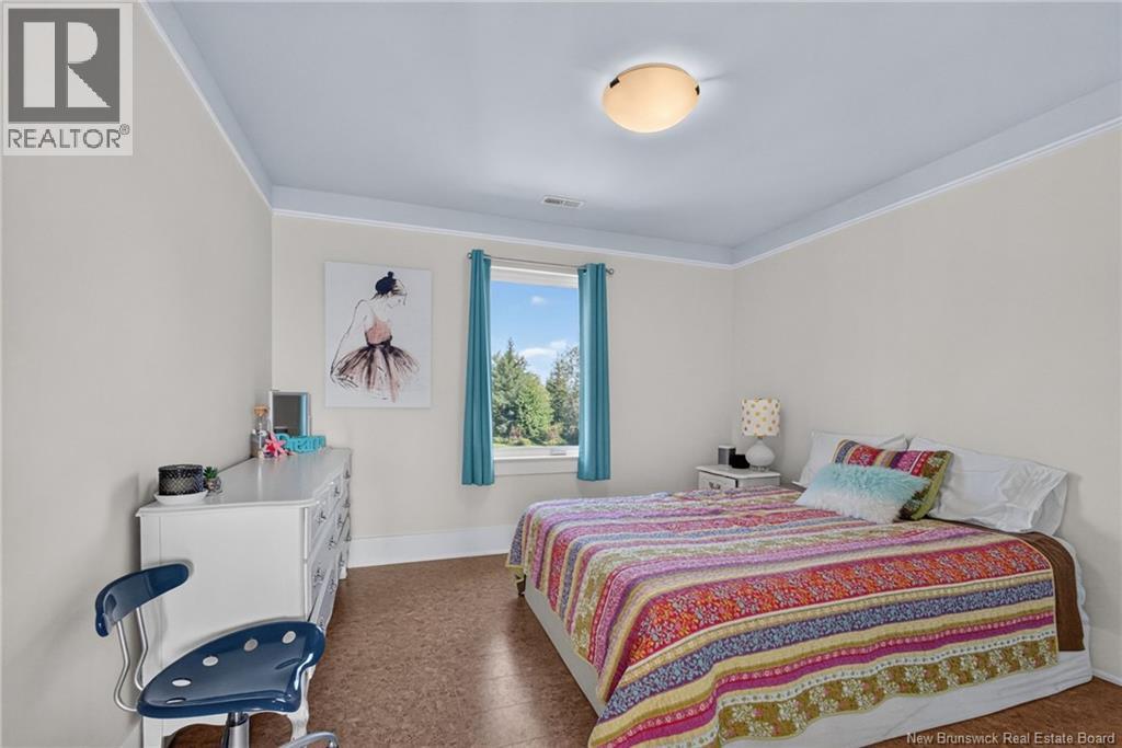 32 Gary Road - Image 35