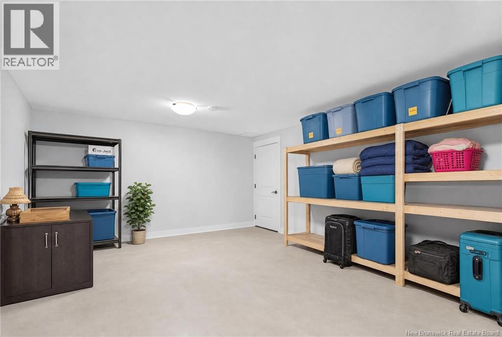32 Gary Road - 44