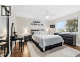 1760 Pekrul Place, Port Coquitlam, BC V3C6A7 Photo 12