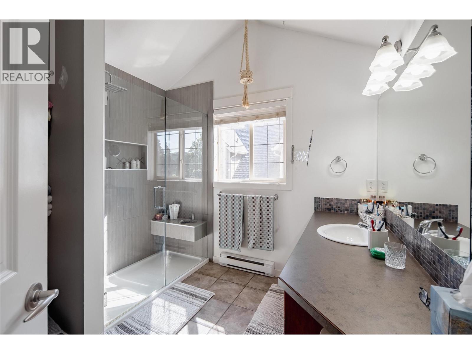 952 Lawson Avenue Unit# 101, Kelowna