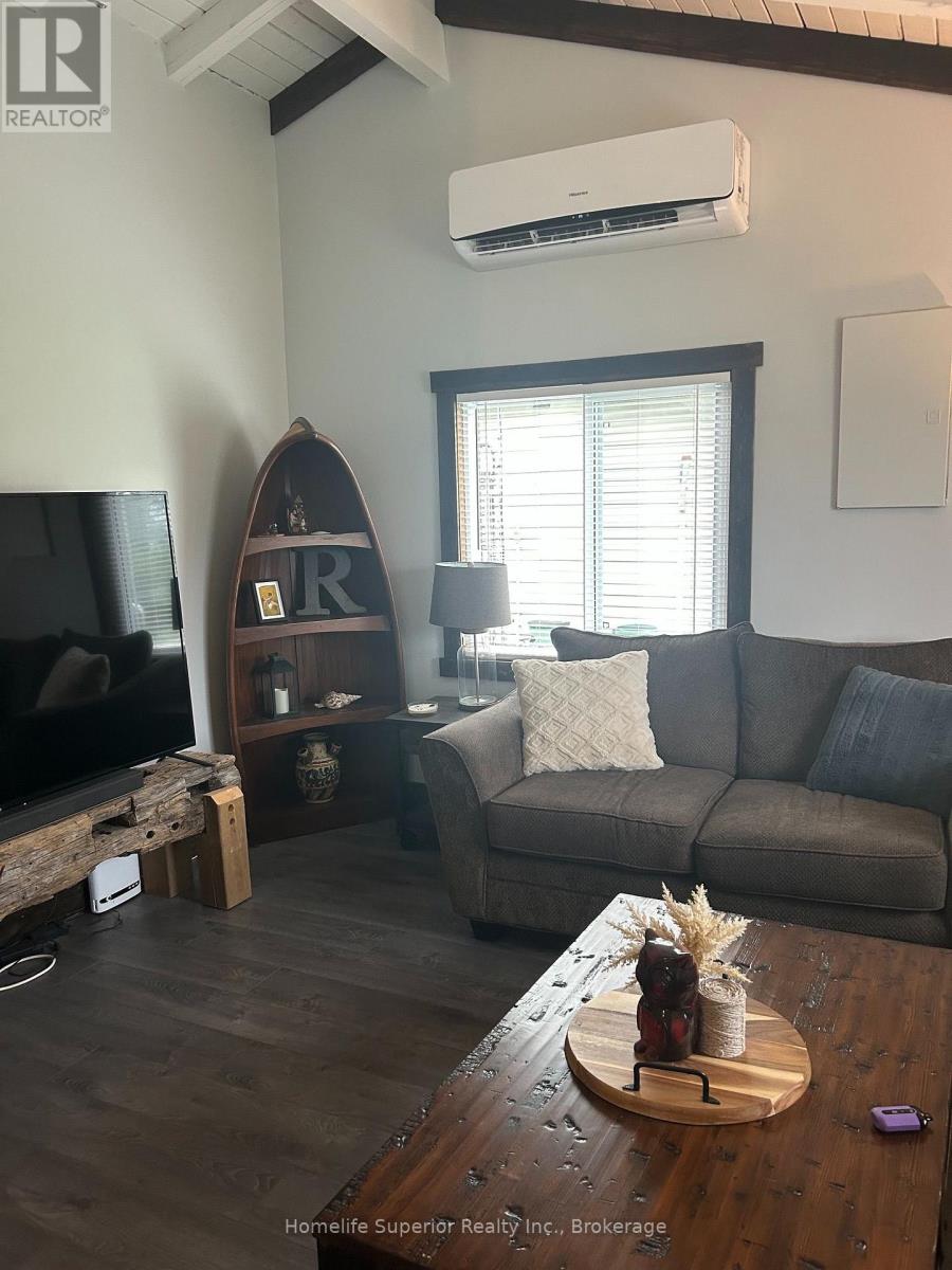 132 PEEPYHORN ROAD SW - Image 8