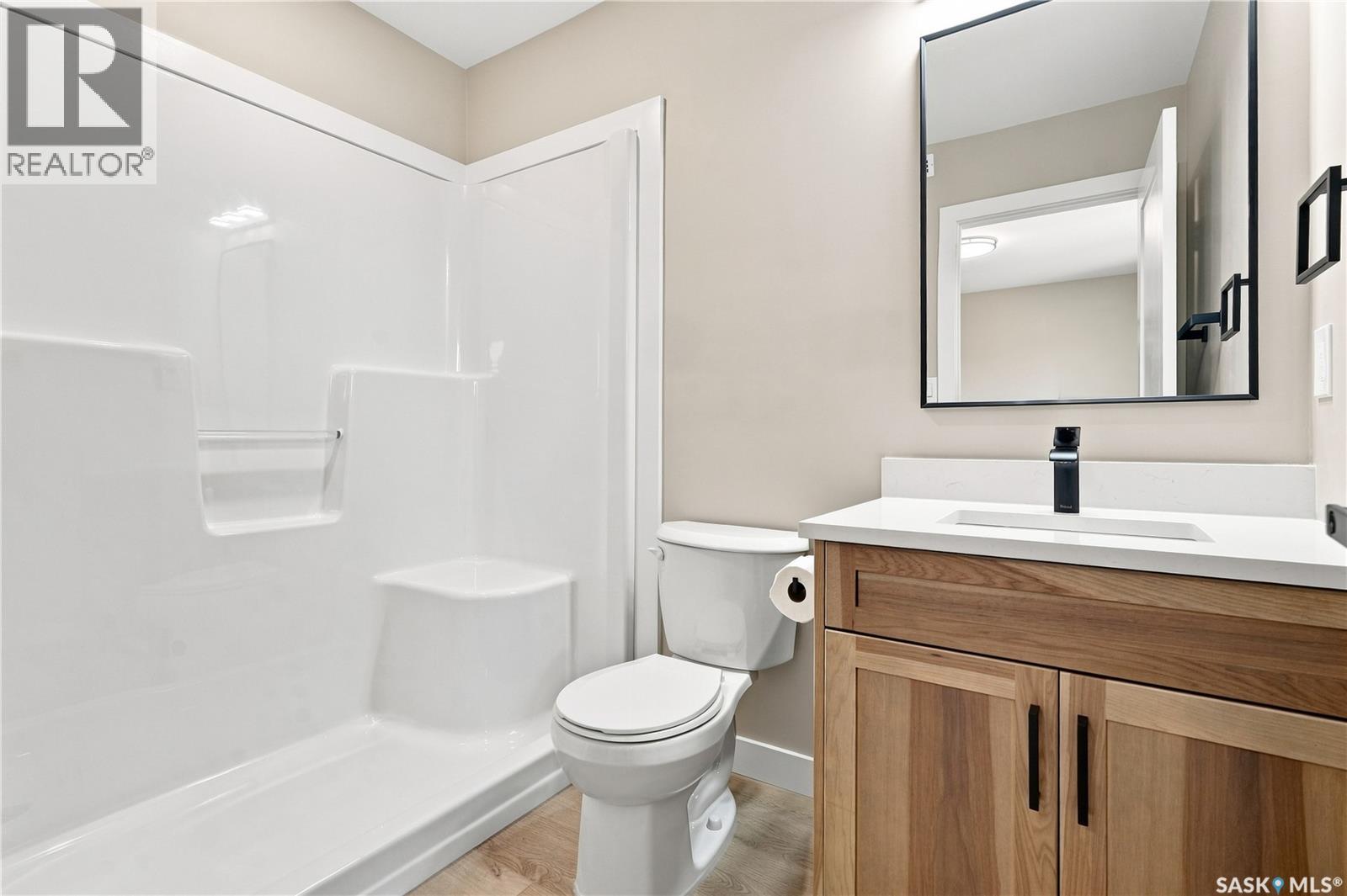 1314 CONNAUGHT AVENUE - 34