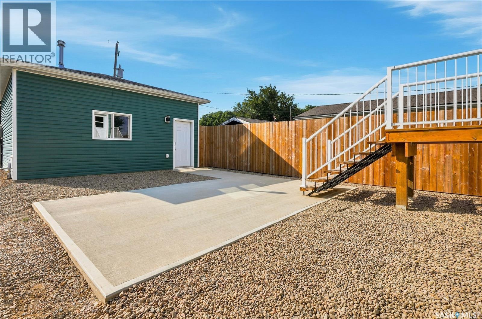 1314 CONNAUGHT AVENUE - Image 47