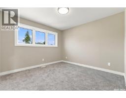 1314 Connaught Avenue, Moose Jaw, SK S6H7H6 Photo 32