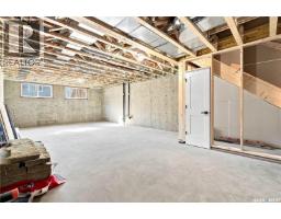 1314 Connaught Avenue, Moose Jaw, SK S6H7H6 Photo 42