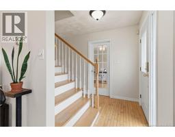 570 Mclaughlin, photo 4
