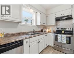 570 Mclaughlin, Moncton, NB E1A4R6 Photo 14
