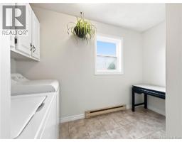 570 Mclaughlin, Moncton, NB E1A4R6 Photo 22