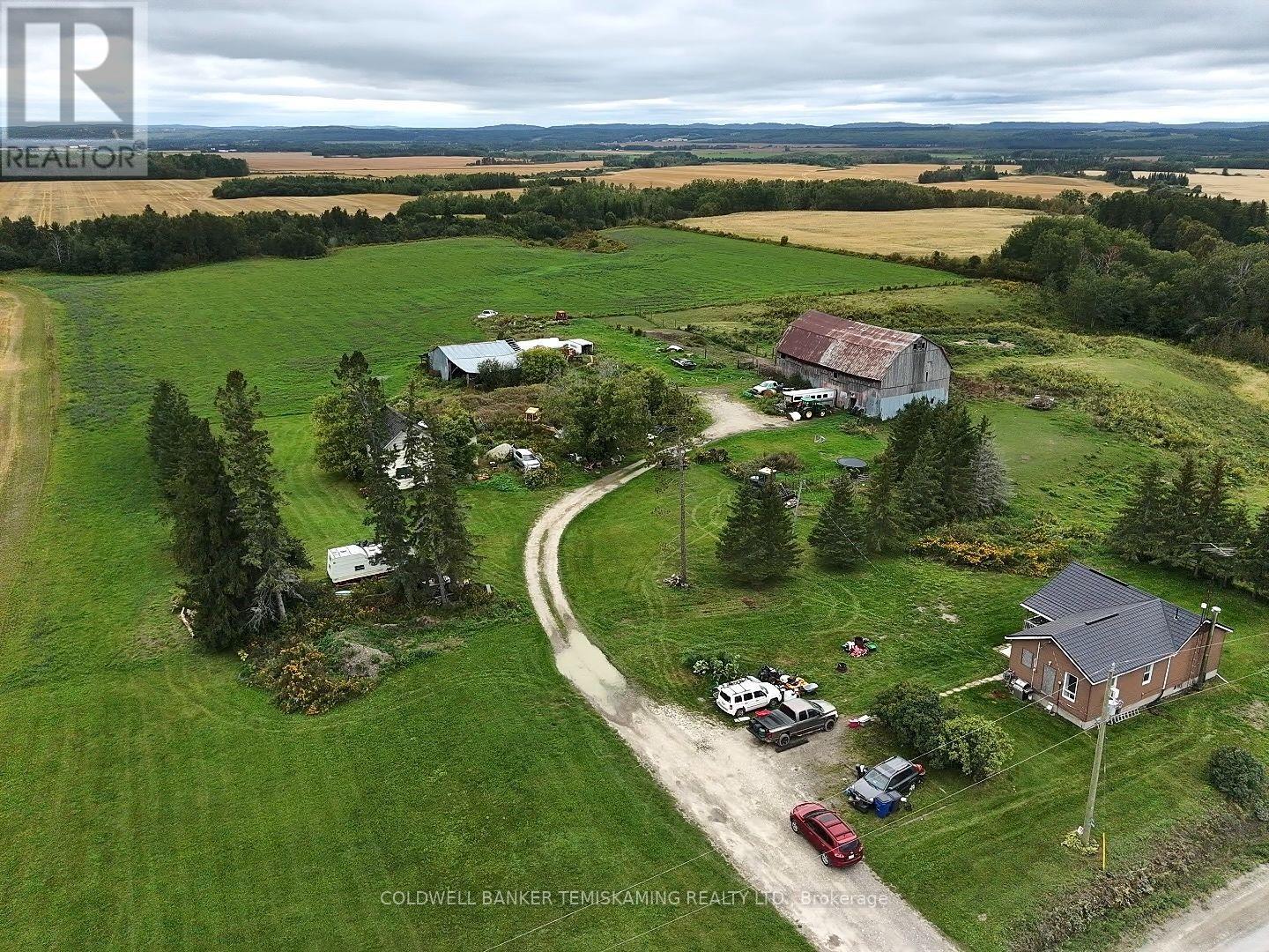 864140 UNO PARK ROAD - 1