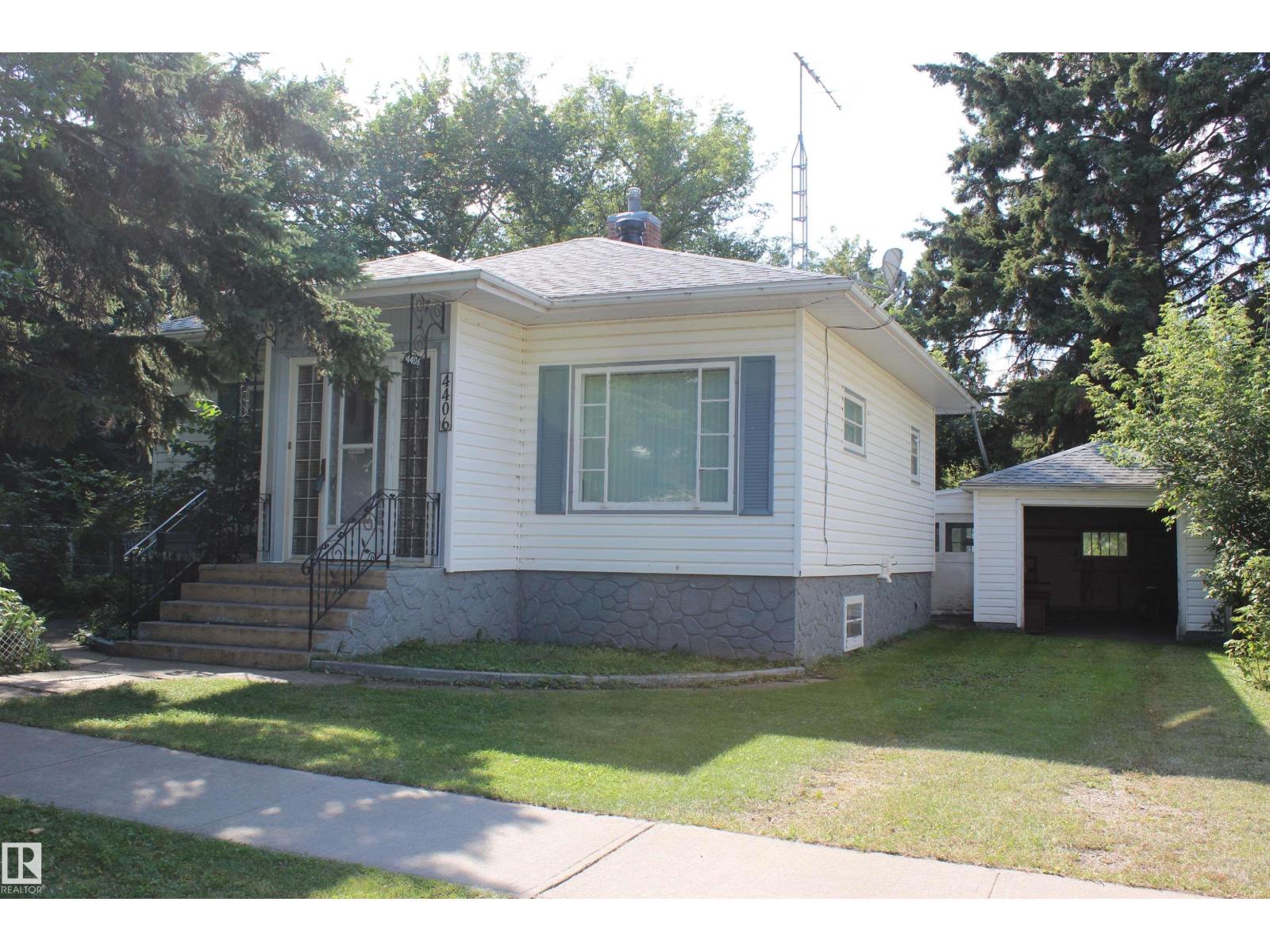 4406 49A ST - 1