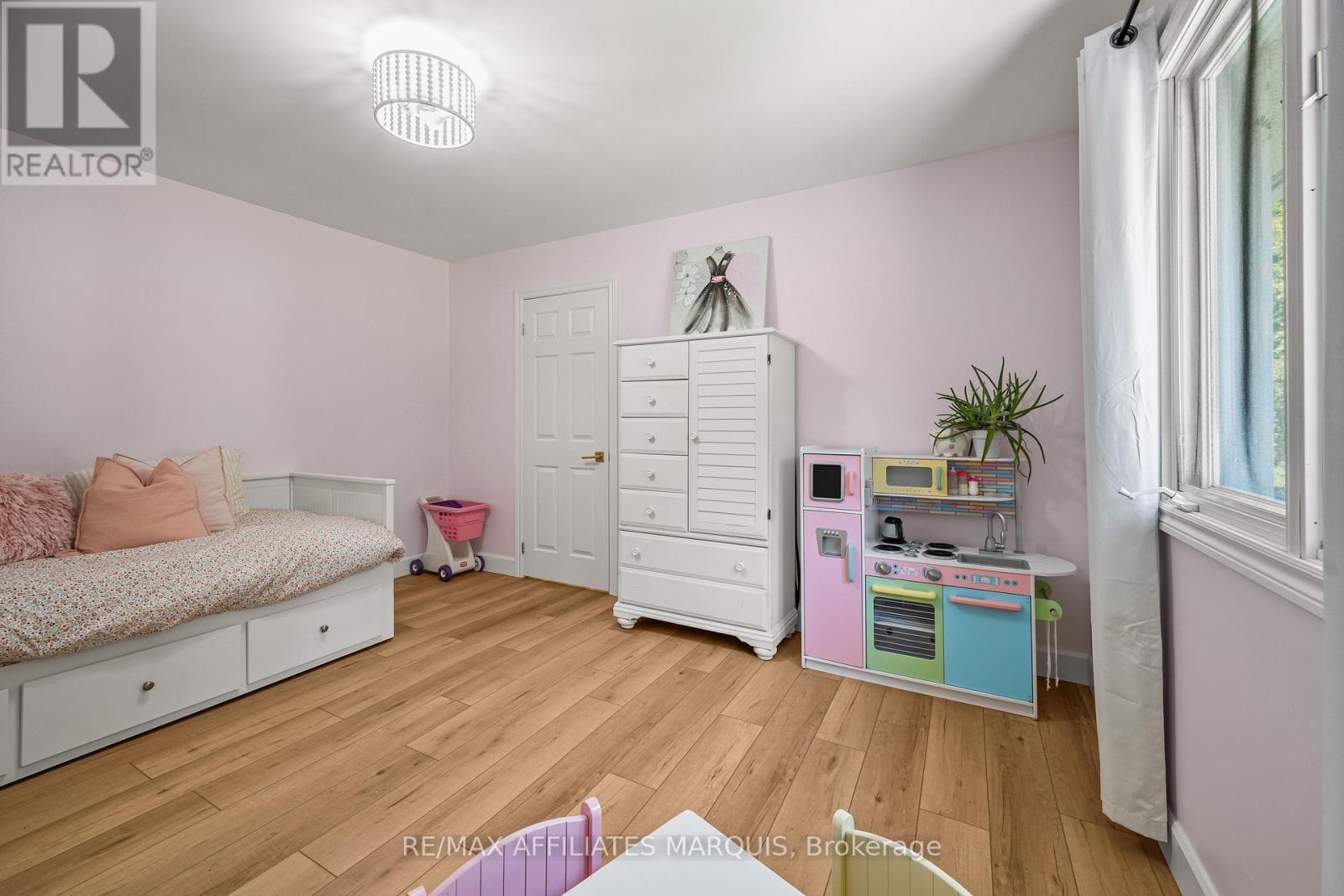 40 R6 ROAD - Image 32