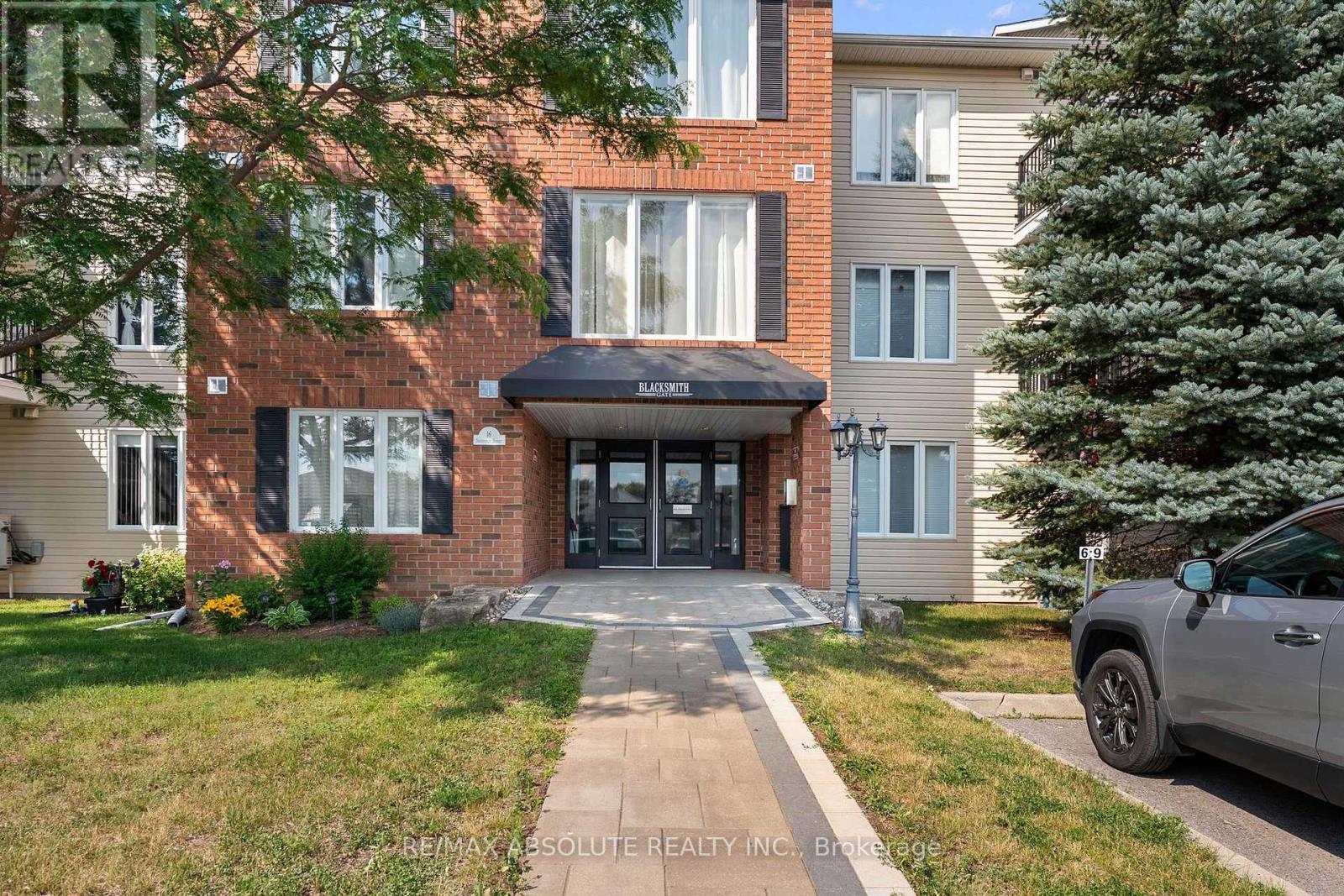#107 16 SHEFFIELD STREET - 1