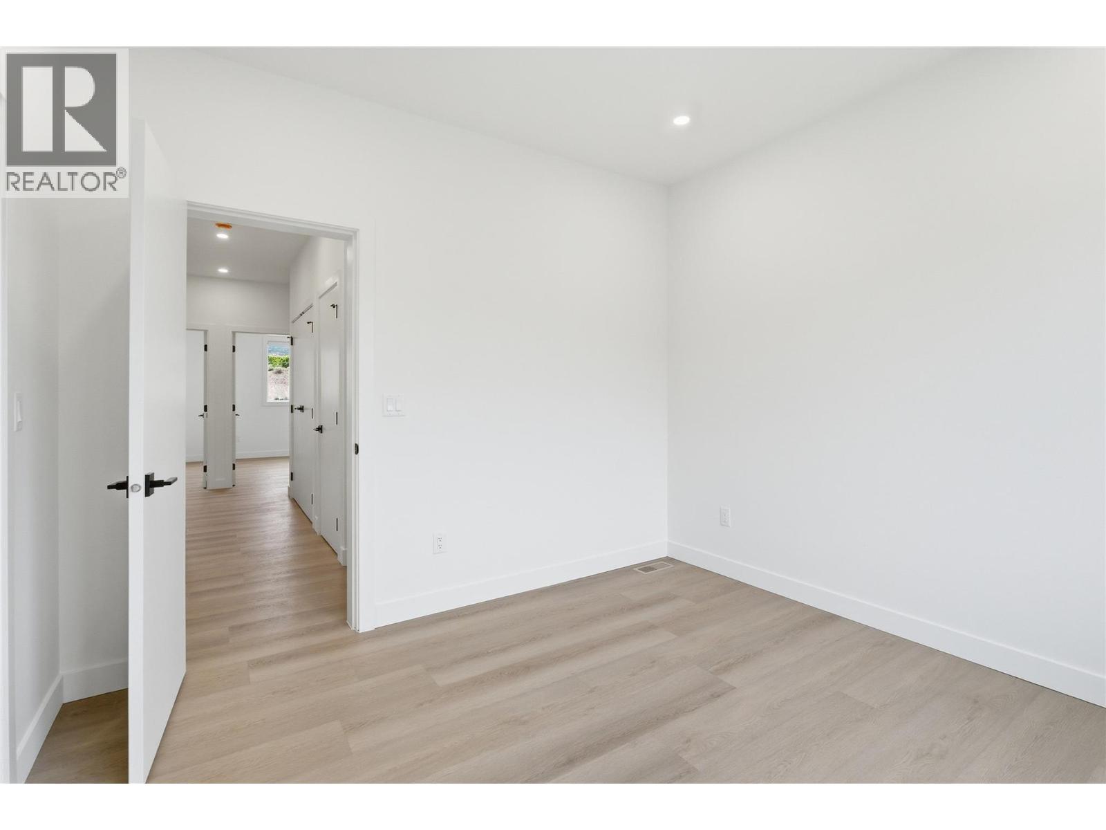 #6 4601 97 Street - 16