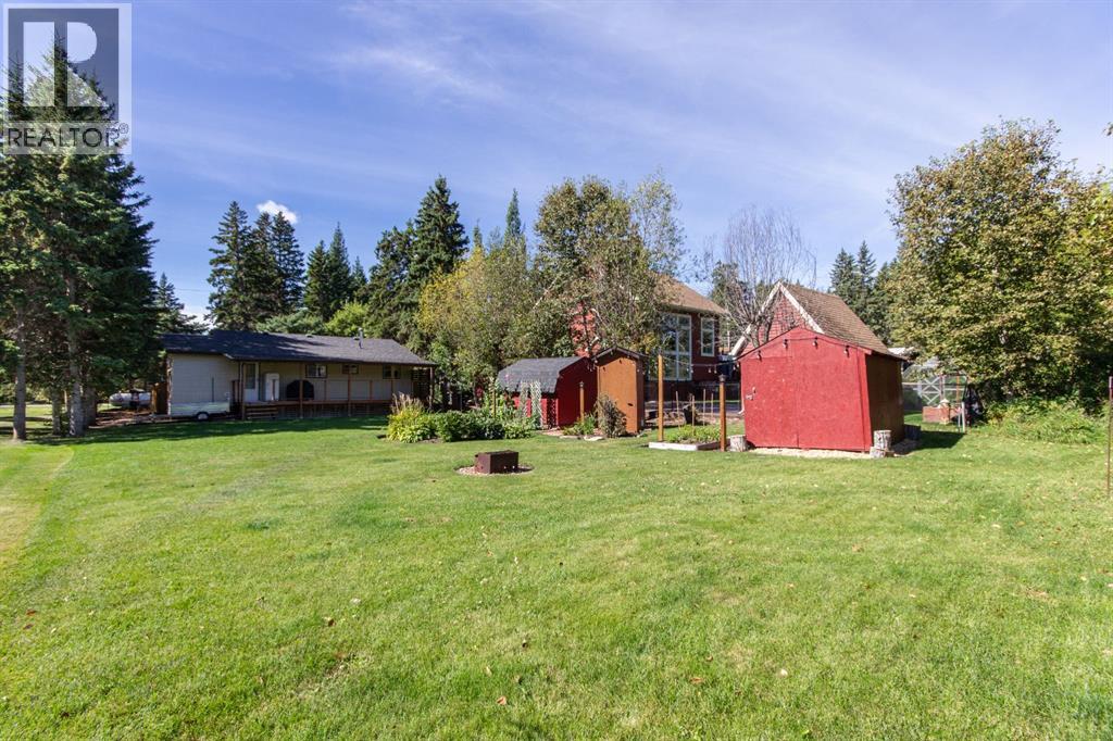 Listing photo – 6 Poplar Crescent, Rural Lacombe County