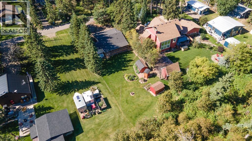 Listing photo – 6 Poplar Crescent, Rural Lacombe County