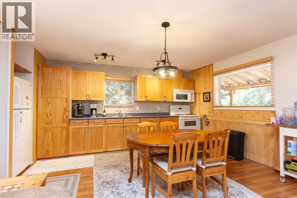 6 Poplar Crescent - 7