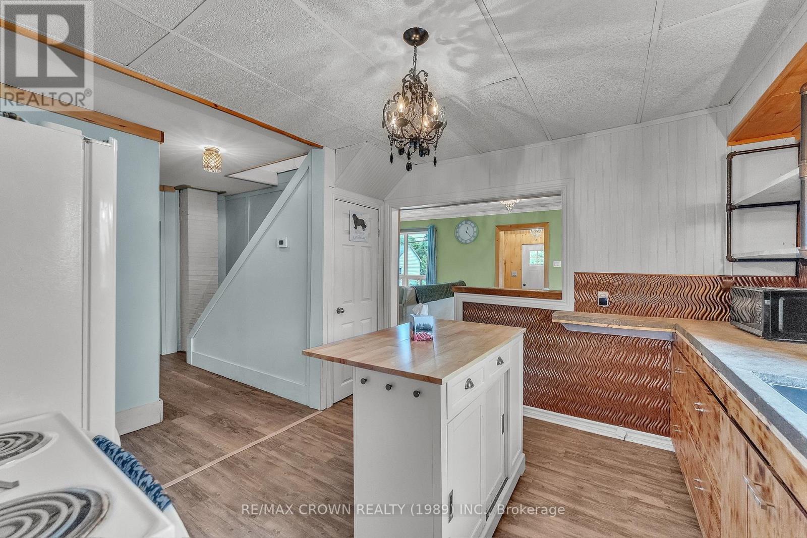 156 MAIN STREET - Image 16